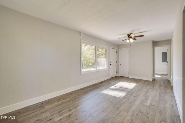 116 Blevins Lane, Johnson City, TN 37604