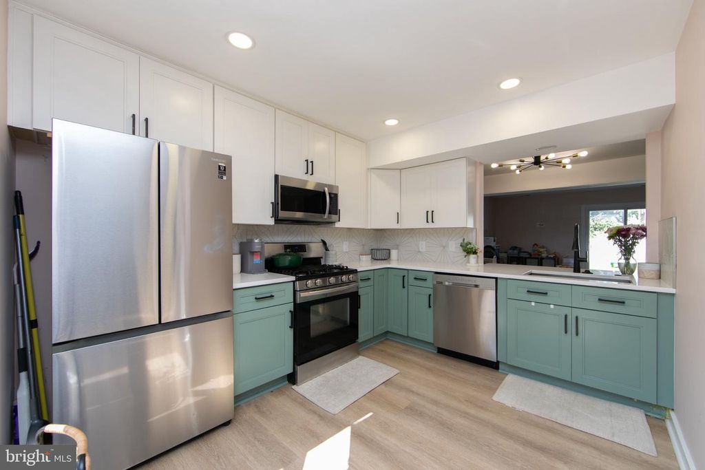 505 MORRIS ST, GLOUCESTER CITY, NJ 08030 — photo 5