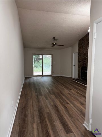 205 Somerset Drive, Warner Robins, GA 31088
