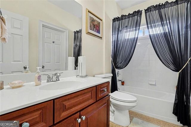2513 Wyncreek Drive, Atlanta, GA 30331