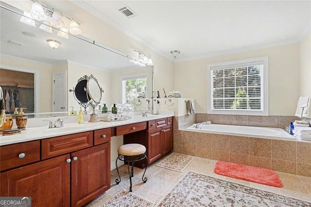 2513 Wyncreek Drive, Atlanta, GA 30331