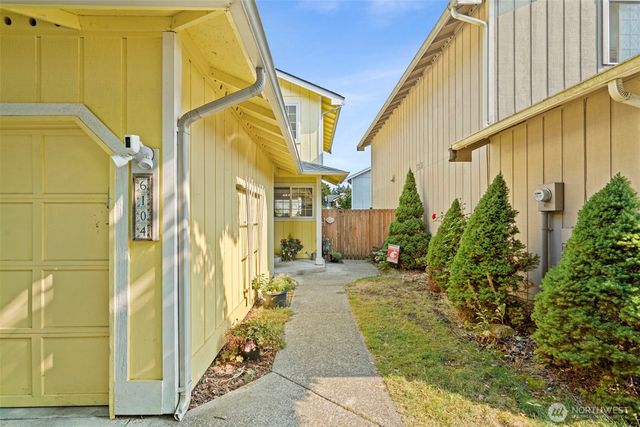 6104 Huntington Lane SE, Lacey, WA 98503