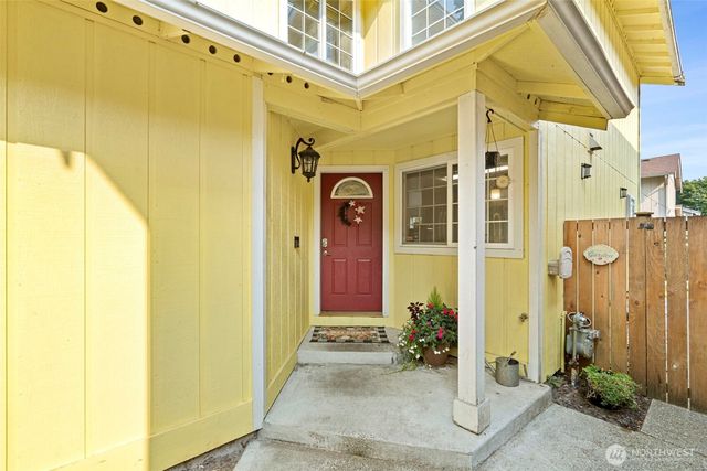 6104 Huntington Lane SE, Lacey, WA 98503
