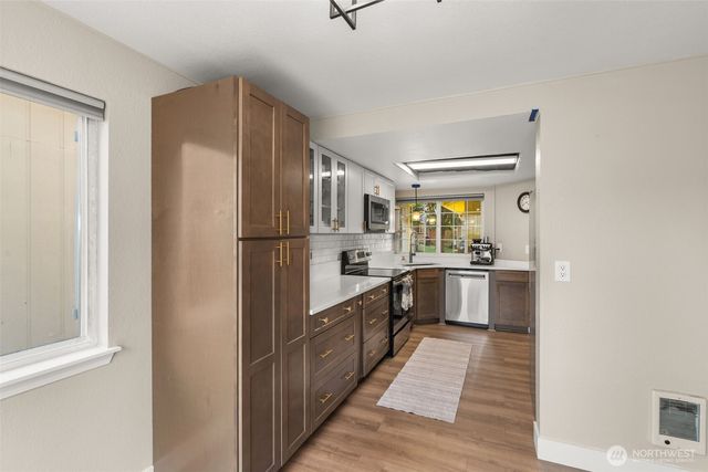 6104 Huntington Lane SE, Lacey, WA 98503