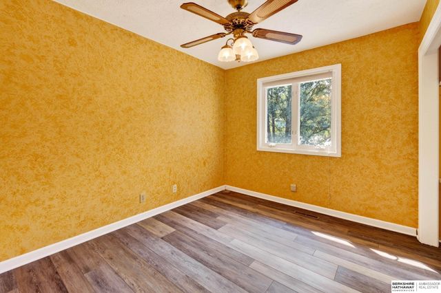 6523 S 137 Circle, Omaha, NE 68137