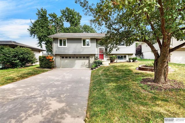 6523 S 137 Circle, Omaha, NE 68137