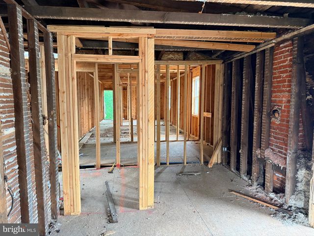 1113-1115 UPLAND ST, Chester, PA 19013