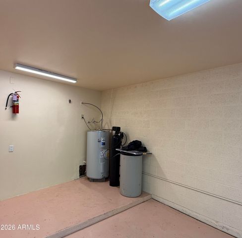3302 E CAMPBELL Avenue 9, Phoenix, AZ 85018