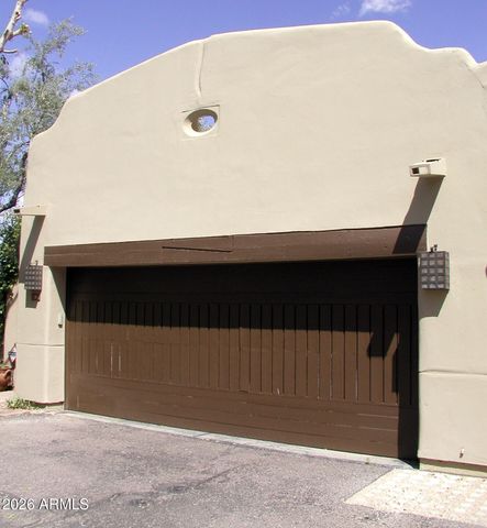 3302 E CAMPBELL Avenue 9, Phoenix, AZ 85018