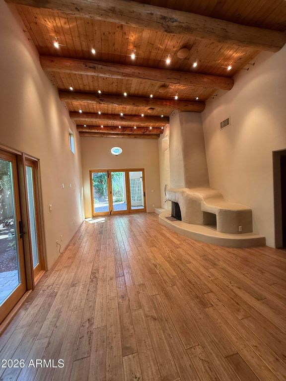 3302 E CAMPBELL Avenue 9, Phoenix, AZ 85018