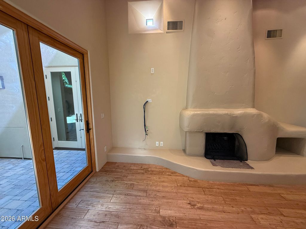 3302 E CAMPBELL Avenue 9, Phoenix, AZ 85018 — photo 3