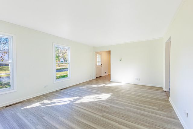 1224 W Whytecliff Road, Palatine, IL 60067