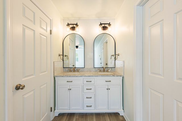 1224 W Whytecliff Road, Palatine, IL 60067