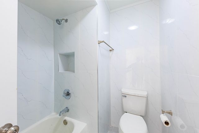 1224 W Whytecliff Road, Palatine, IL 60067