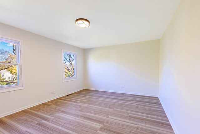 1224 W Whytecliff Road, Palatine, IL 60067