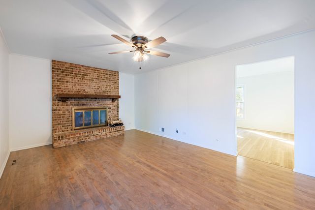 1224 W Whytecliff Road, Palatine, IL 60067