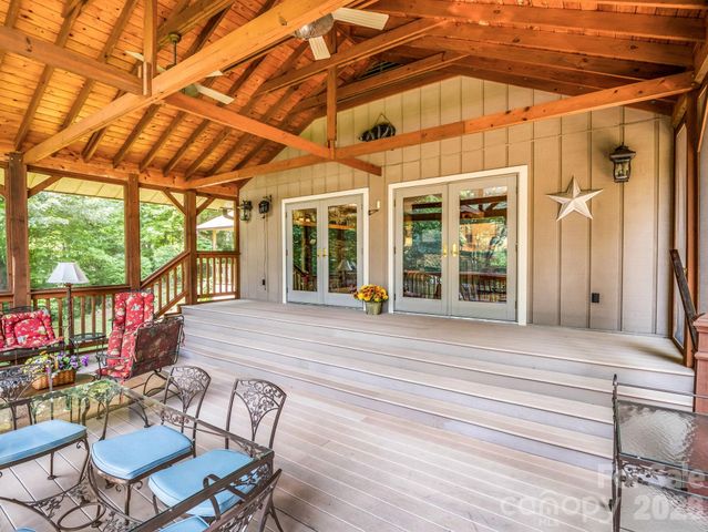 12 Chippewa Trail, Black Mountain, NC 28711
