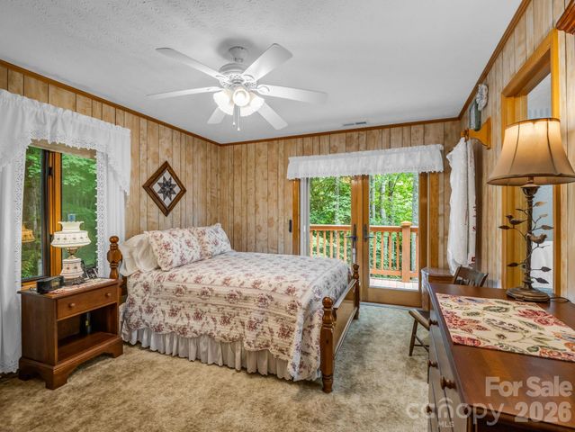 12 Chippewa Trail, Black Mountain, NC 28711