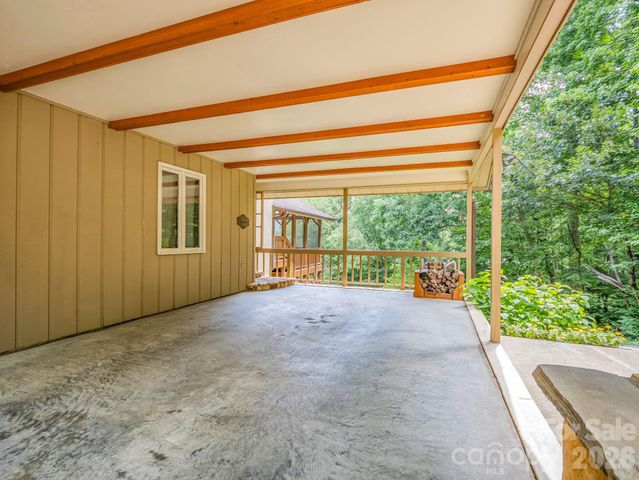 12 Chippewa Trail, Black Mountain, NC 28711