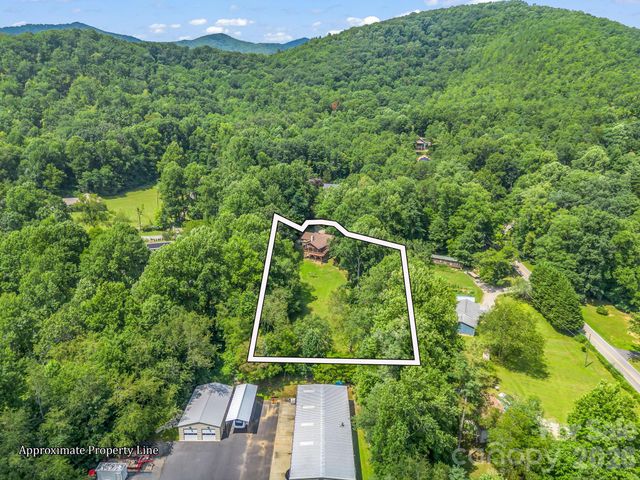 12 Chippewa Trail, Black Mountain, NC 28711