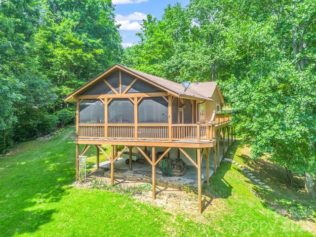 12 Chippewa Trail, Black Mountain, NC 28711