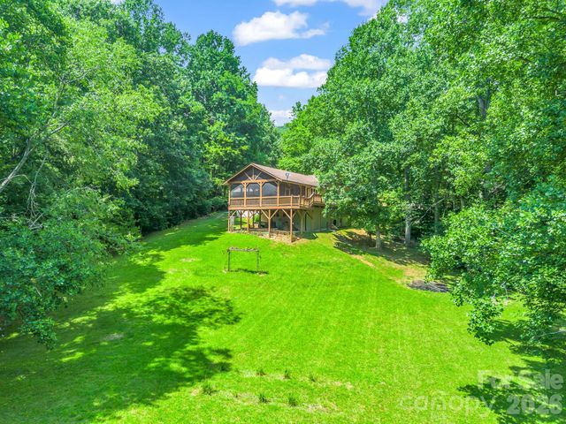 12 Chippewa Trail, Black Mountain, NC 28711