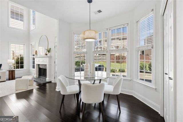 1972 Barrett Knoll Circle NW, Kennesaw, GA 30152