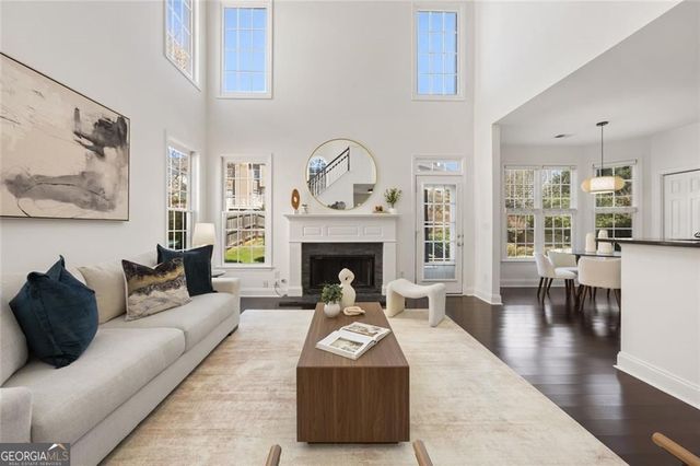 1972 Barrett Knoll Circle NW, Kennesaw, GA 30152