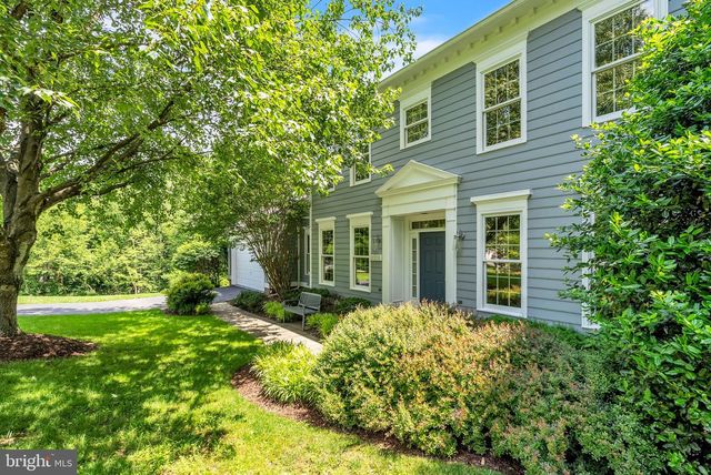 8308 COMANCHE CT, Bethesda, MD 20817