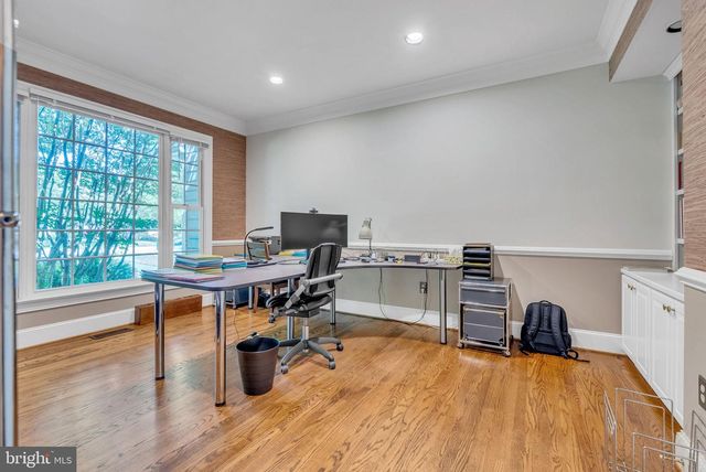 8308 COMANCHE CT, Bethesda, MD 20817