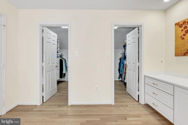 8308 COMANCHE CT, Bethesda, MD 20817