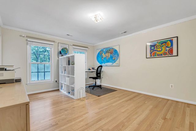 8308 COMANCHE CT, Bethesda, MD 20817