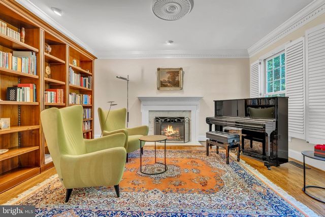 8308 COMANCHE CT, Bethesda, MD 20817