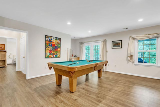 8308 COMANCHE CT, Bethesda, MD 20817
