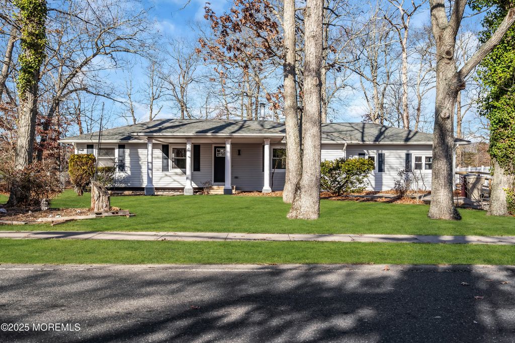 170 Station Road, Berkeley, NJ 08721