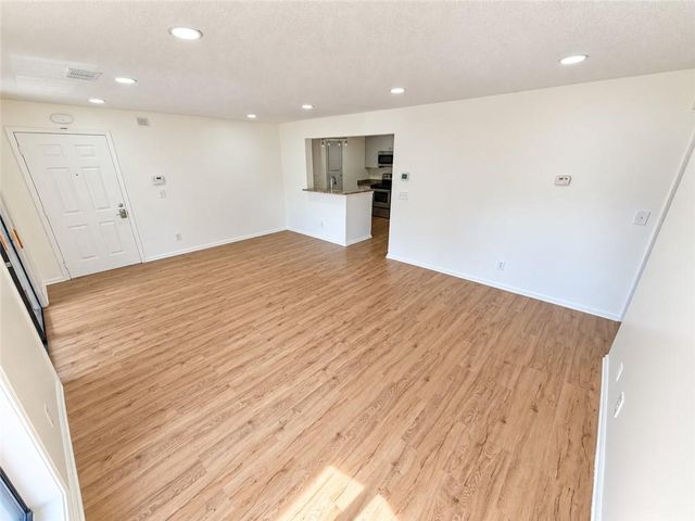 2657 Lenox Road NE P-213, Atlanta, GA 30324