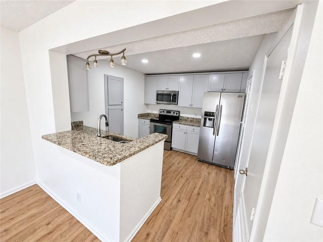 2657 Lenox Road NE P-213, Atlanta, GA 30324