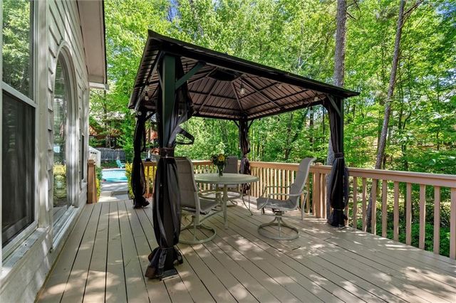 545 Tadfield Trace, Alpharetta, GA 30022