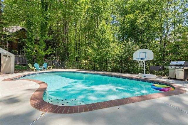 545 Tadfield Trace, Alpharetta, GA 30022