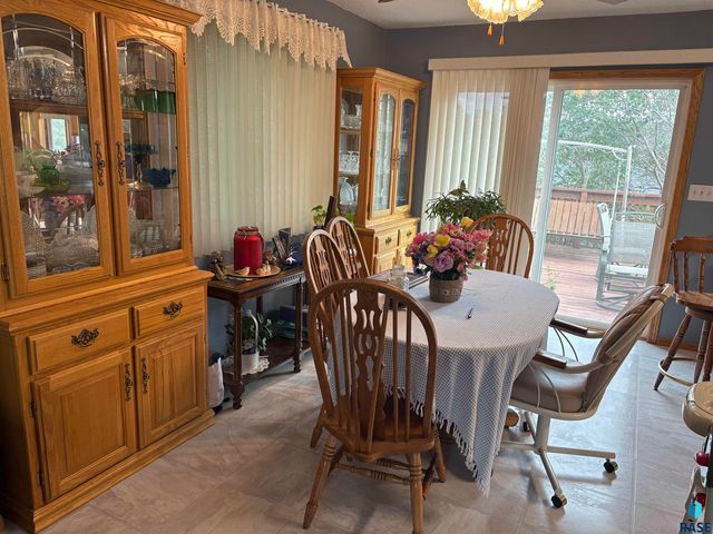 3342 Aspen Ave Avenue, Brookings, SD 57006