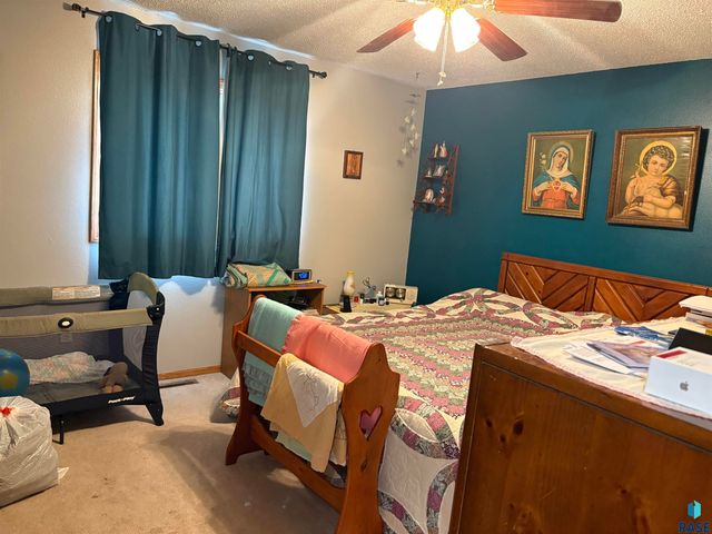 3342 Aspen Ave Avenue, Brookings, SD 57006