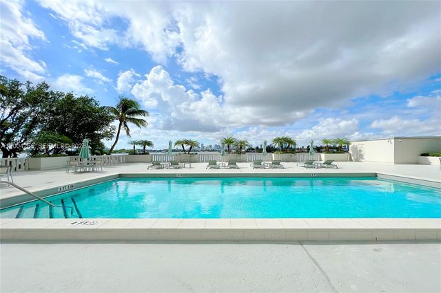 5 Island Ave 12C, Miami Beach, FL 33139