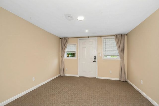 605 Chases Grove Road, Derry, NH 03038