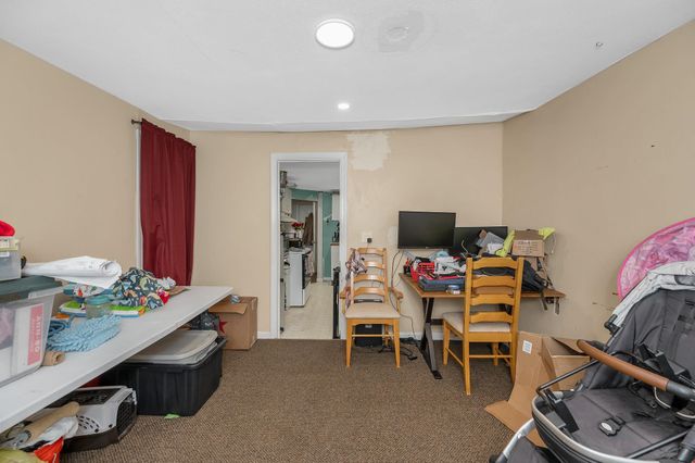 605 Chases Grove Road, Derry, NH 03038