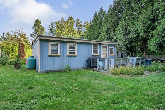 605 Chases Grove Road, Derry, NH 03038