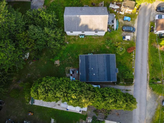 605 Chases Grove Road, Derry, NH 03038