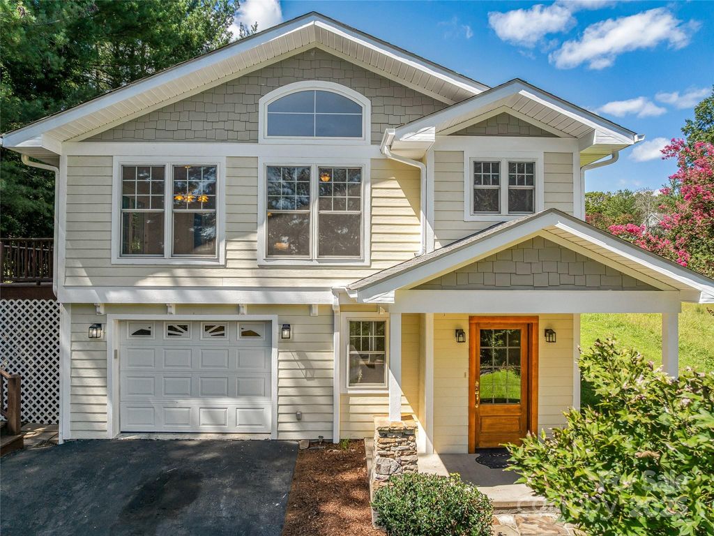 51 Baker Drive, Asheville, NC 28806