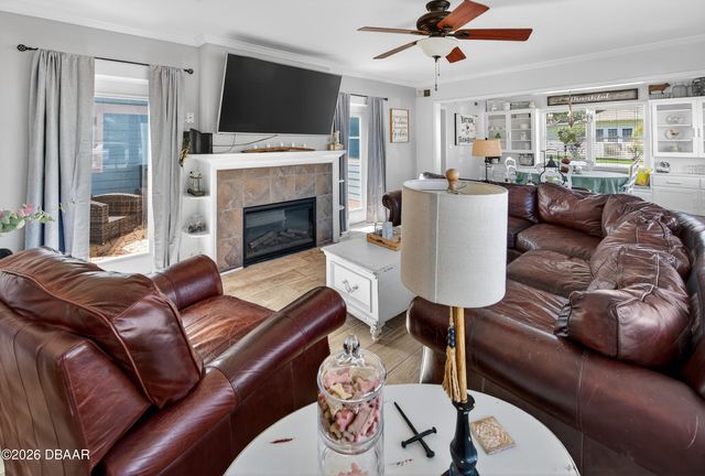 731 N Oleander Avenue, Daytona Beach, FL 32118