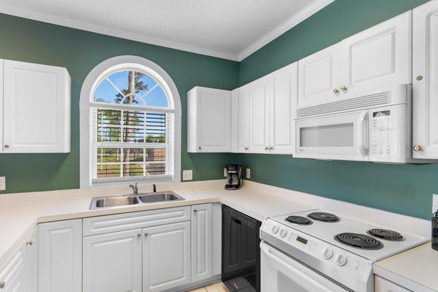 4639 Wild Iris Dr Apt 204, Myrtle Beach, SC 29577