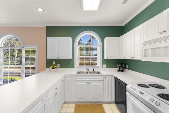 4639 Wild Iris Dr Apt 204, Myrtle Beach, SC 29577